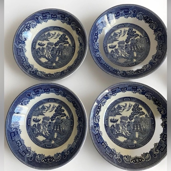 Johnson Brothers Other - 4 PC Johnson Brothers Blue Willow 1883 ENGLAND Rimmed Saucers 5”